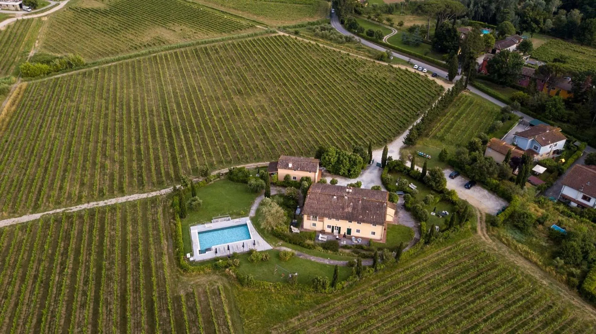 Donato Farmhouse Apartment With Shared Pool Lucca
