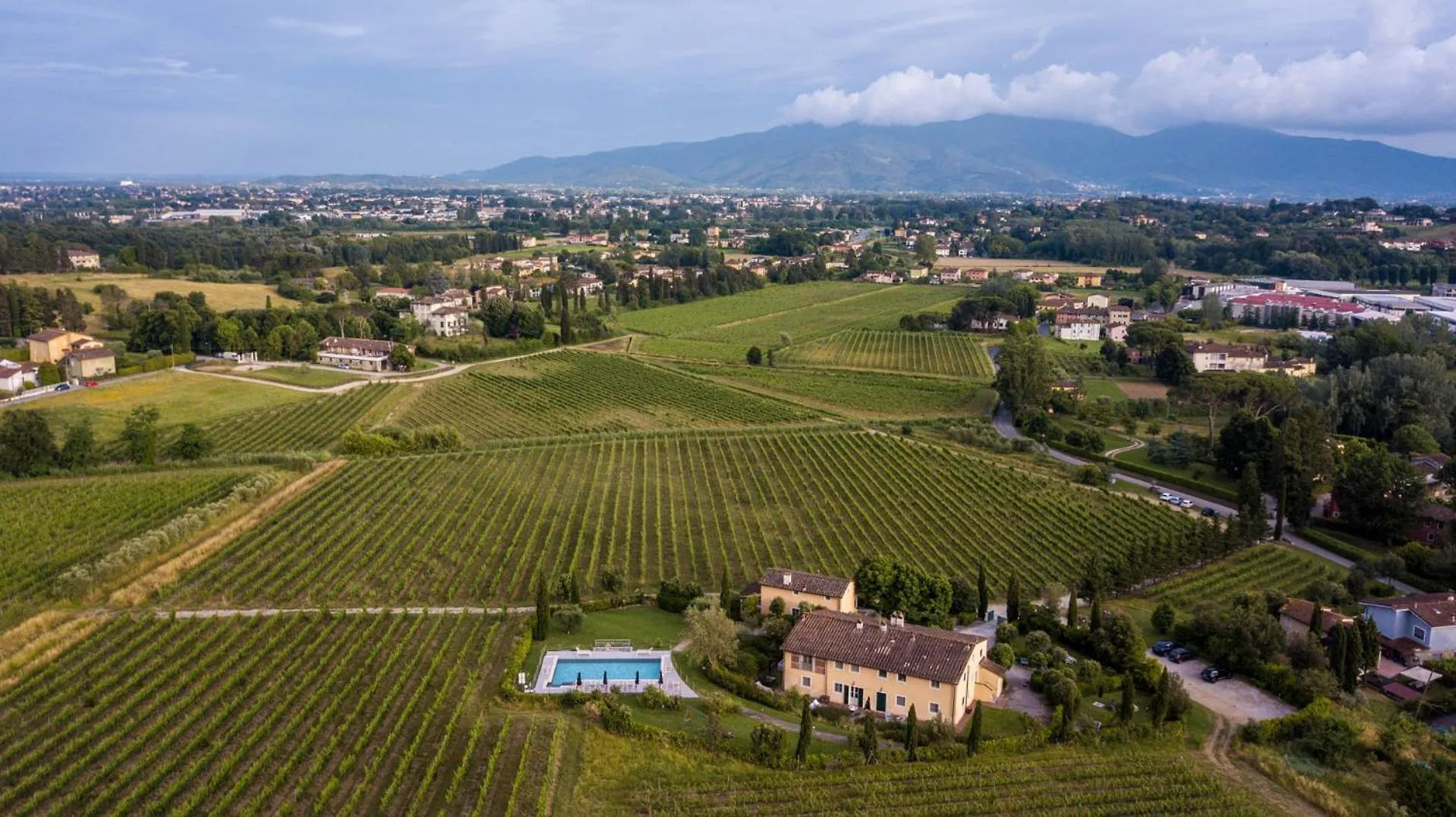 Donato Farmhouse Apartment With Shared Pool Lucca 0*,  Italy