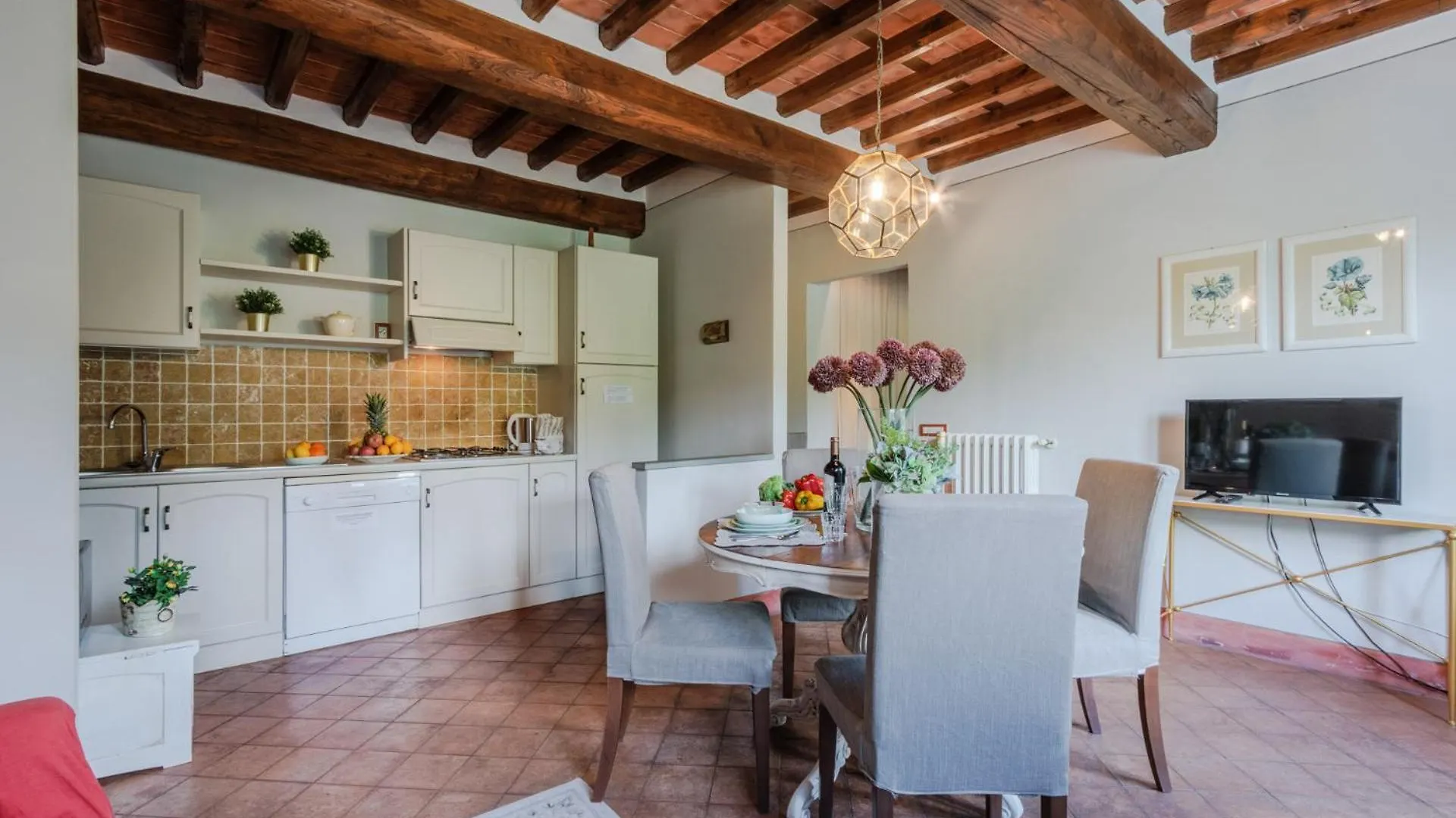 Donato Farmhouse Apartment With Shared Pool Lucca
